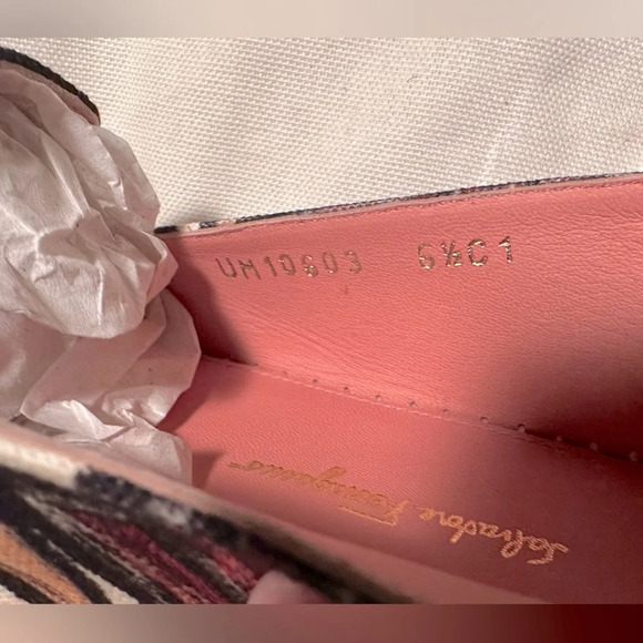 New Salvatore Ferragamo Sue Espadrille Flat Size 6.5 - Picture 12 of 16